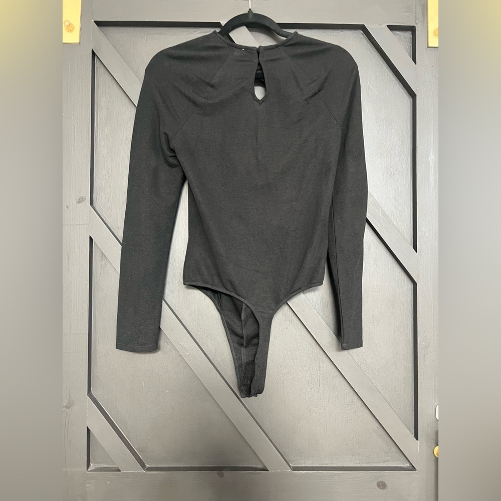 ASTR The Label Cristen Bodysuit in Black, Size Medium - Picture 7 of 10